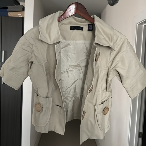 Jacket, tan, like new - Picture 4 of 4